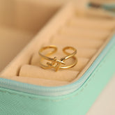 Adaptable Knot Ring